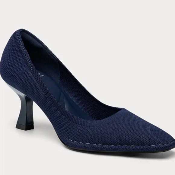 Cosy Island RefinEdge Square Toe Heeled Pumps Size 10 - Picture 1 of 10